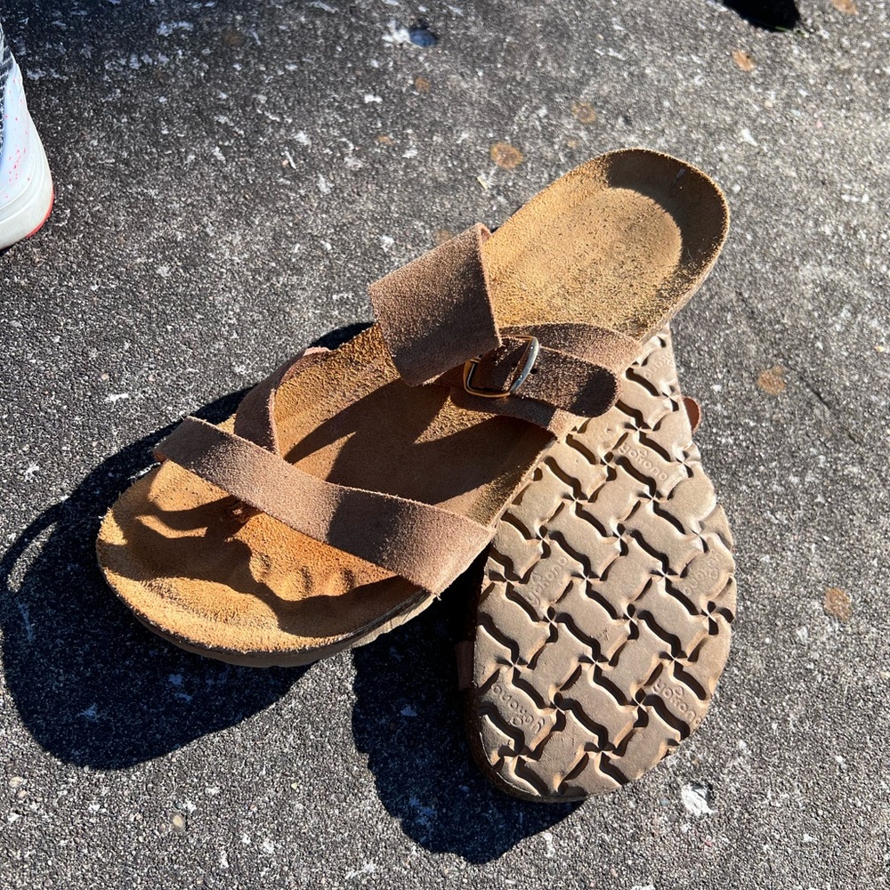 Bundle Yokono Toe Sandals & Clark’s Flats - image 5